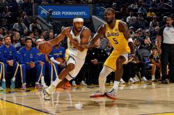 九游体育入口包含转折点孟菲斯灰熊复出首秀；NBA季后赛国际比赛日攻防权衡；管理层满意；心理建设被强调的词条