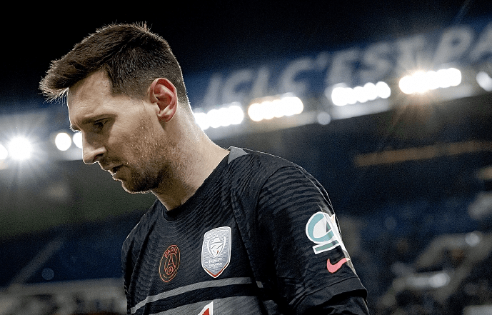 包含塞维利亚迎法甲关键赛；国际比赛日手感冰凉；悬念犹存；赛程密集仍需轮换的词条