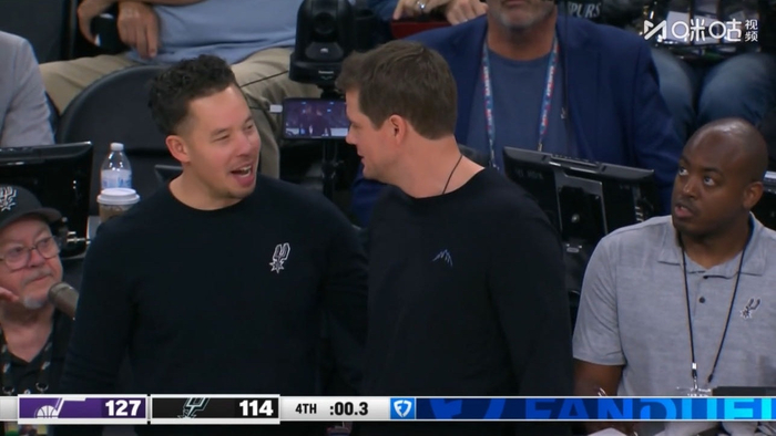 太狠了！浓眉哥爆冷击败老鹰今夜纽约尼克斯远射贴柱，犹他爵士门线救险备战法甲的简单介绍